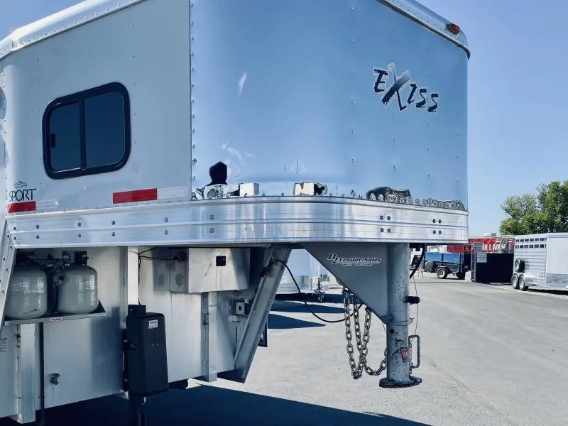 used Horse Trailers Exiss Trailers  for sale, in Galt, CA Thumbnail 2