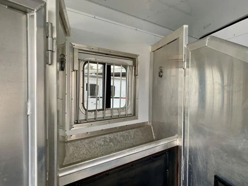 used Horse Trailers Exiss Trailers  for sale, in Galt, CA Thumbnail 28