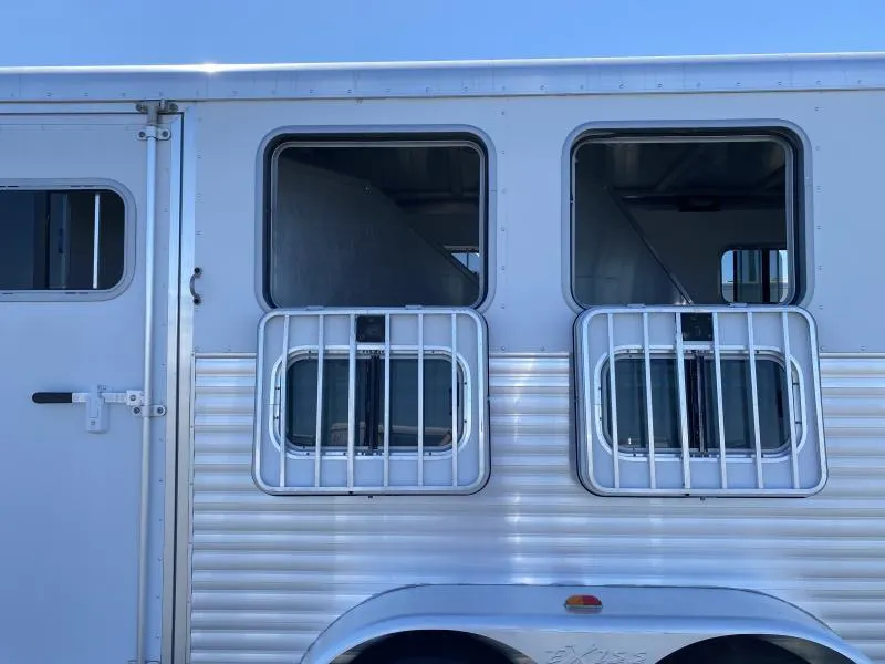 used Horse Trailers Exiss Trailers  for sale, in Galt, CA Thumbnail 8