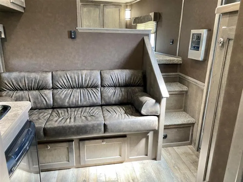 new Horse Trailers Merhow Trailers  for sale, in Galt, CA Thumbnail 5