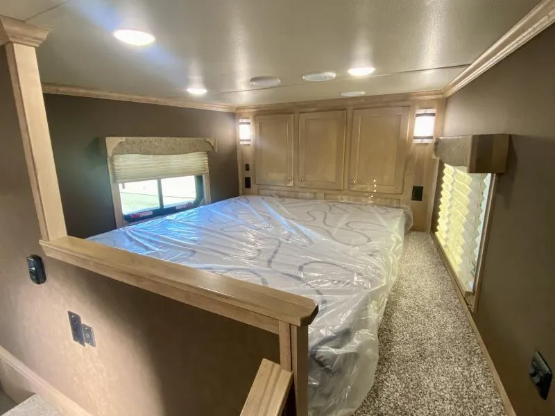 new Horse Trailers Merhow Trailers  for sale, in Galt, CA Thumbnail 5