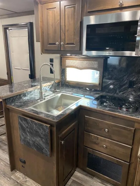 new Horse Trailers Merhow Trailers  for sale, in Galt, CA Thumbnail 7