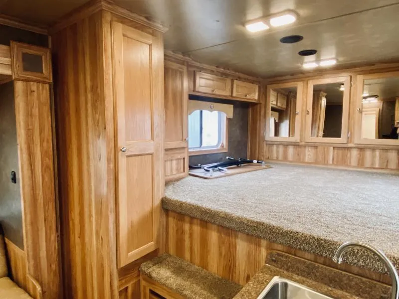 used Horse Trailers Exiss Trailers  for sale, in Galt, CA Thumbnail 8