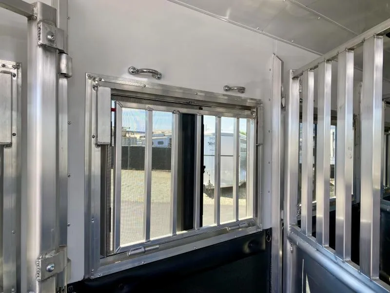 new Horse Trailers Merhow Trailers  for sale, in Galt, CA Thumbnail 23