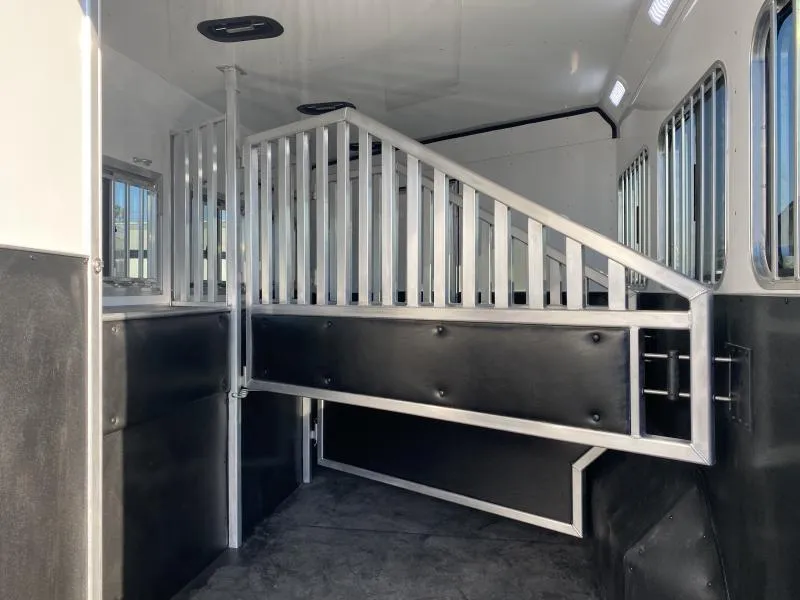 new Horse Trailers Merhow Trailers  for sale, in Galt, CA Thumbnail 19