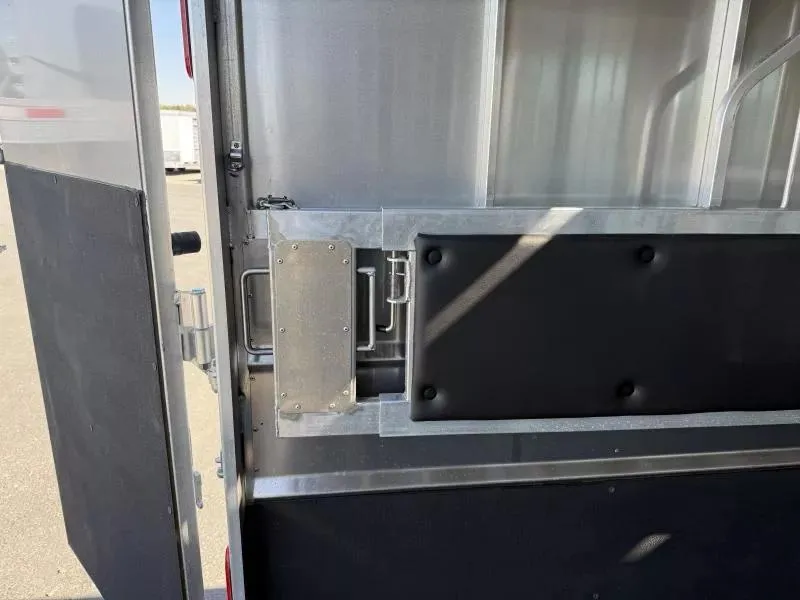 used Horse Trailers Maverick Trailers  for sale, in Galt, CA Thumbnail 13