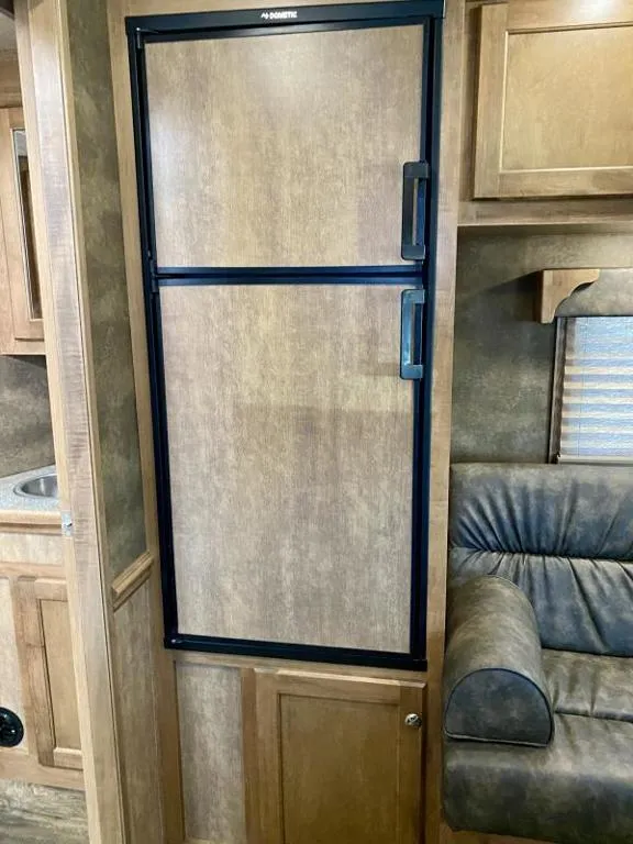 used Horse Trailers Merhow Trailers  for sale, in Galt, CA Thumbnail 9