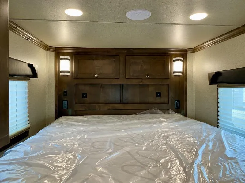 new Horse Trailers Merhow Trailers  for sale, in Galt, CA Thumbnail 7