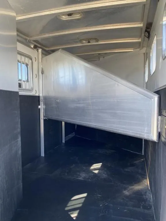 used Horse Trailers Exiss Trailers  for sale, in Galt, CA Thumbnail 14