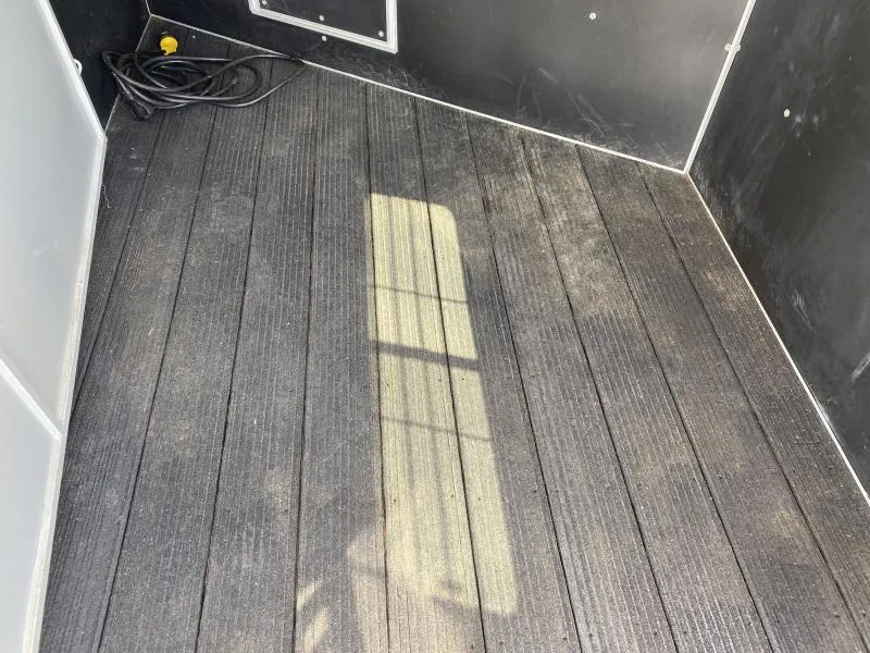 used Horse Trailers Double D  for sale, in Galt, CA Thumbnail 32