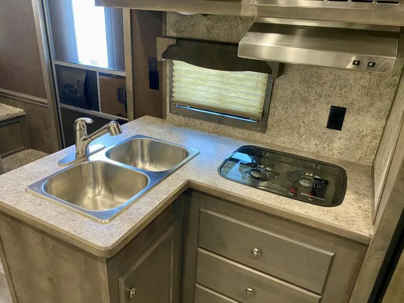 new Horse Trailers Merhow Trailers  for sale, in Galt, CA Thumbnail 10