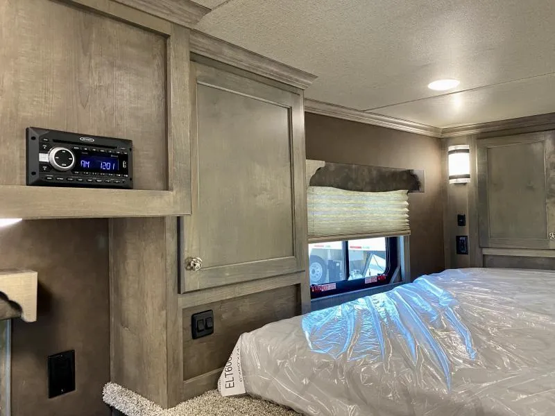 new Horse Trailers Merhow Trailers  for sale, in Galt, CA Thumbnail 6