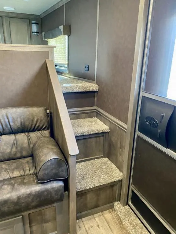 new Horse Trailers Merhow Trailers  for sale, in Galt, CA Thumbnail 4