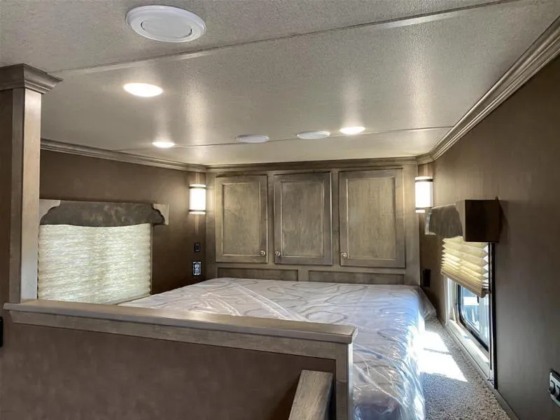 new Horse Trailers Merhow Trailers  for sale, in Galt, CA Thumbnail 7