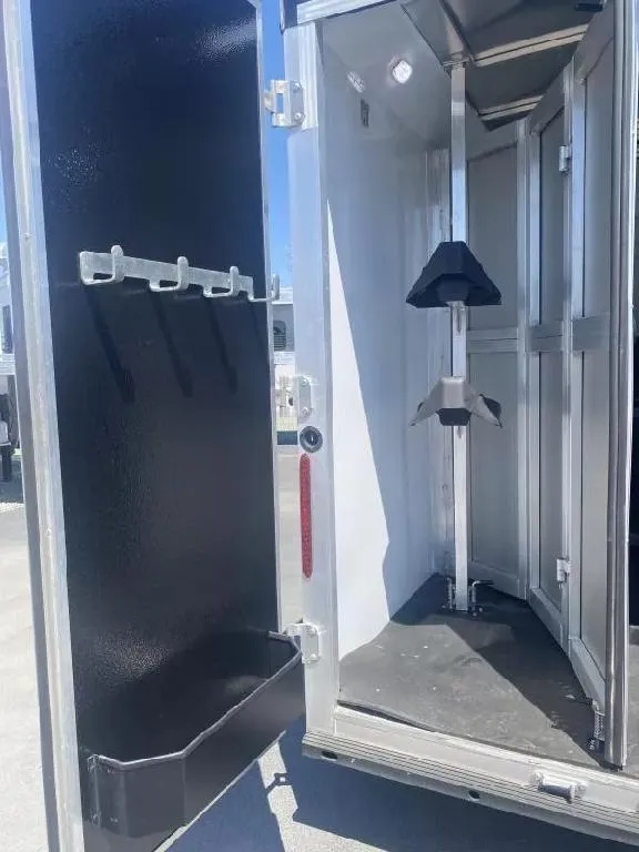 used Horse Trailers Other  for sale, in Galt, CA Thumbnail 22