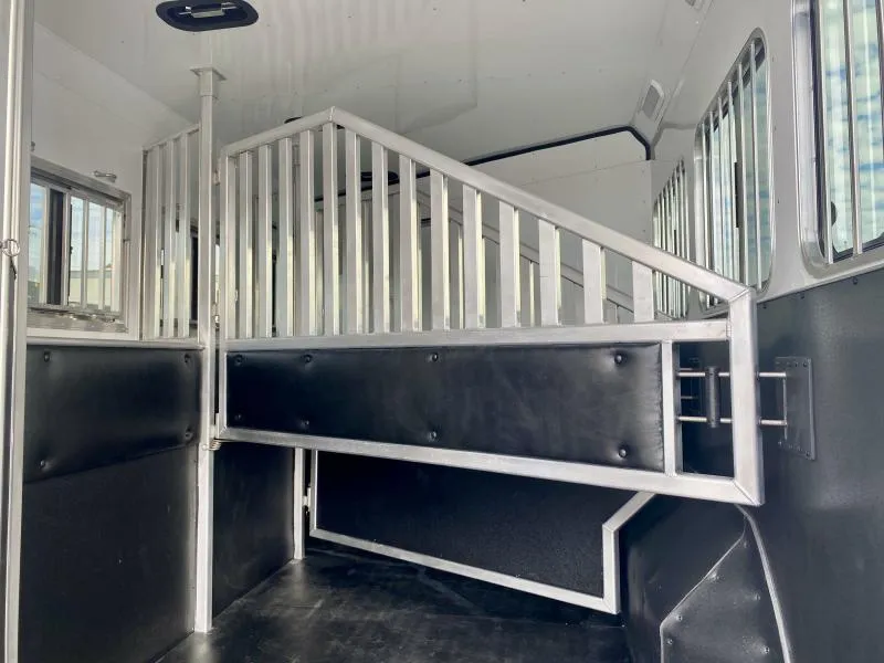 new Horse Trailers Merhow Trailers  for sale, in Galt, CA Thumbnail 22