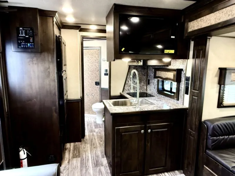 new Horse Trailers Merhow Trailers  for sale, in Galt, CA Thumbnail 30