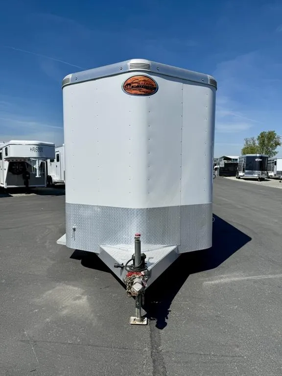 used Horse Trailers Sundowner Trailers  for sale, in Galt, CA Thumbnail 17