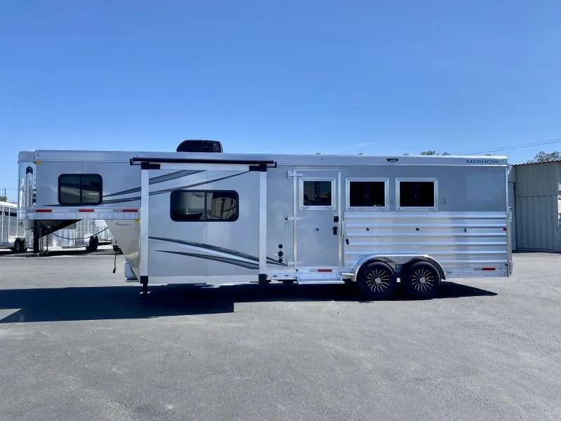 new Horse Trailers Merhow Trailers  for sale, in Galt, CA Thumbnail 25