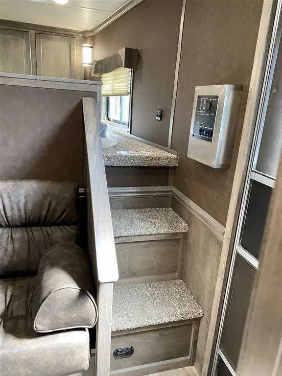 new Horse Trailers Merhow Trailers  for sale, in Galt, CA Thumbnail 6