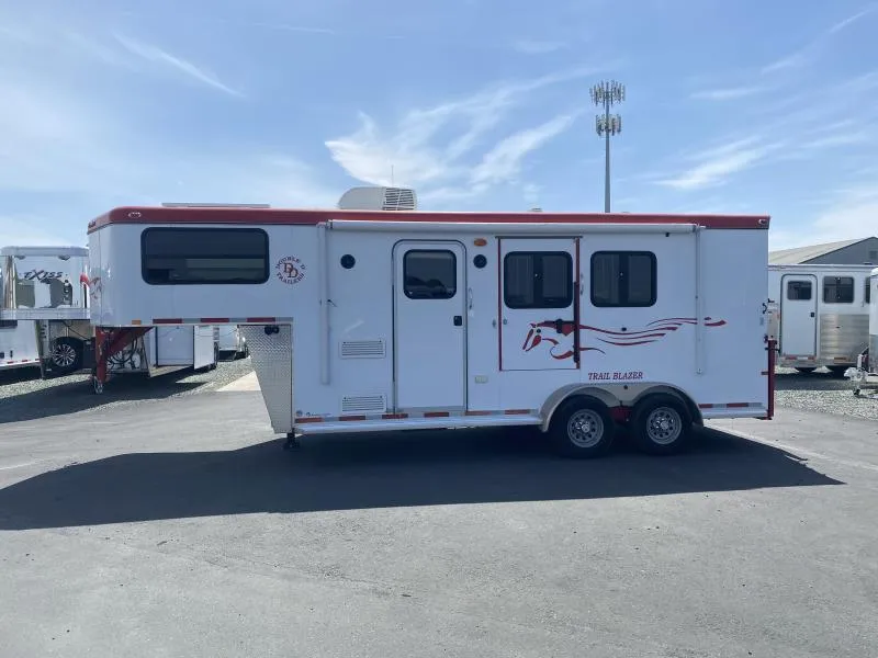 2019 Double D 2 Horse LQ Safe Tack Trail Blazer Trailer
