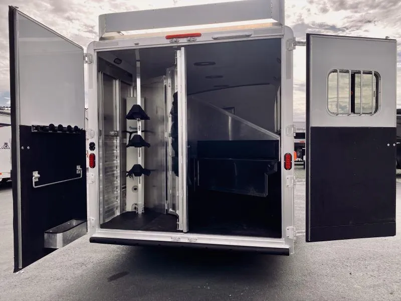 used Horse Trailers Exiss Trailers  for sale, in Galt, CA Thumbnail 22