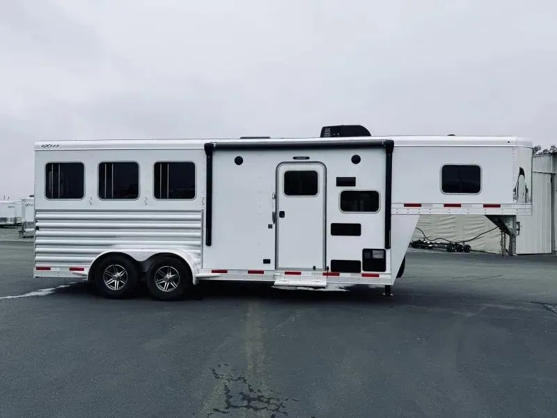 2022 Exiss Trailers 7306 Escape LQ 3 Horse Trailer
