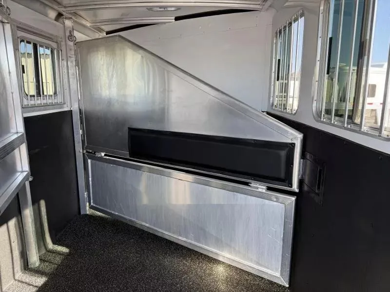 used Horse Trailers Exiss Trailers  for sale, in Galt, CA Thumbnail 14