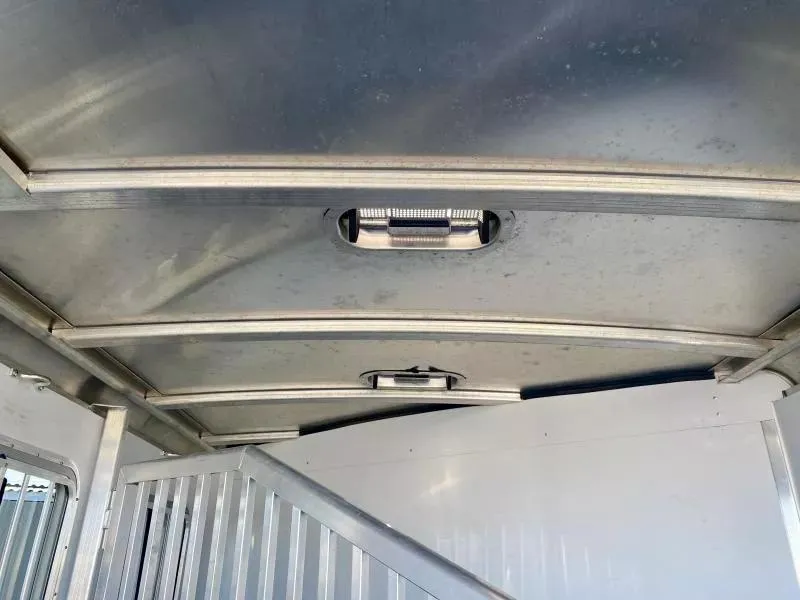 used Horse Trailers Exiss Trailers  for sale, in Galt, CA Thumbnail 13