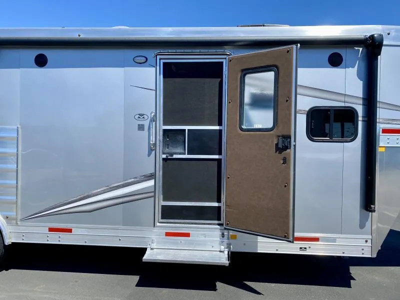 new Horse Trailers Merhow Trailers  for sale, in Galt, CA Thumbnail 3