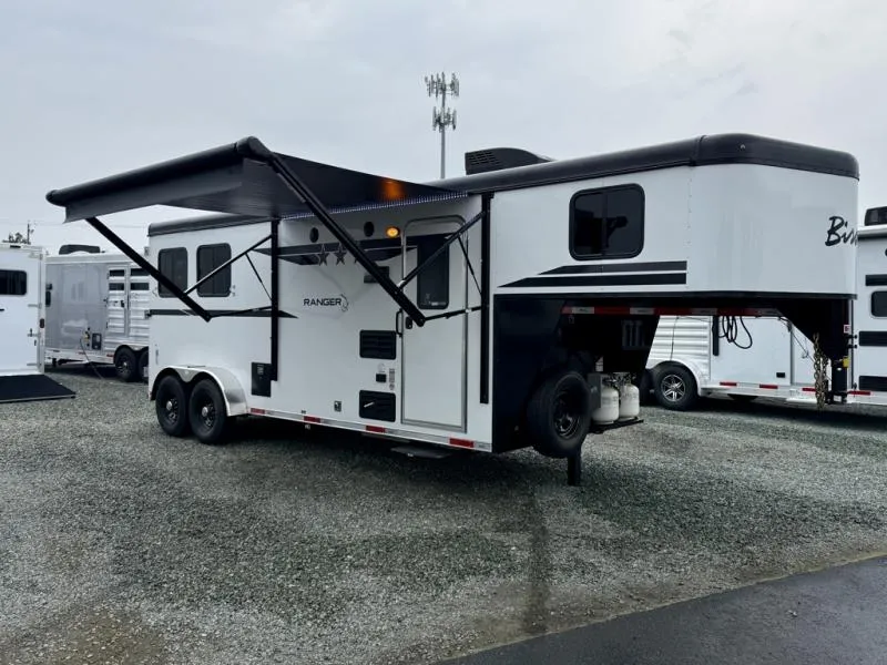 2026 Bison Trailers 7208 LQ Horse Trailer