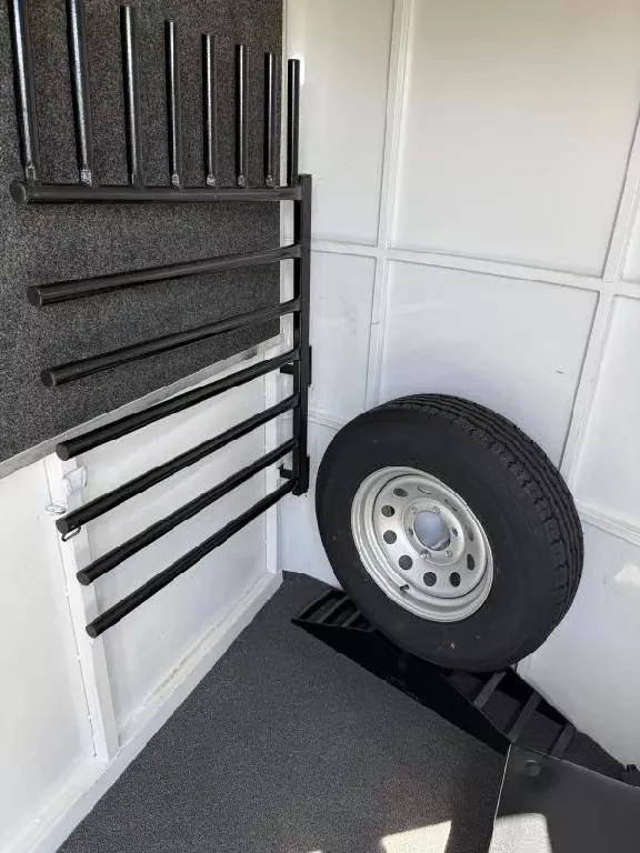 used Horse Trailers Logan Coach  for sale, in Galt, CA Thumbnail 6