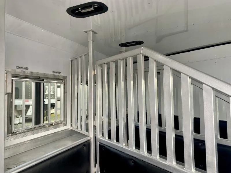 new Horse Trailers Merhow Trailers  for sale, in Galt, CA Thumbnail 23