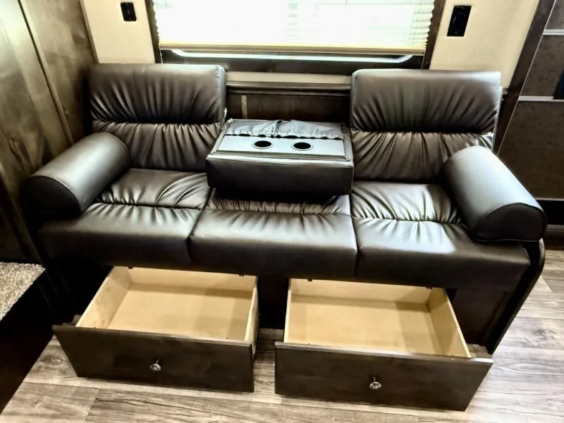 new Horse Trailers Merhow Trailers  for sale, in Galt, CA Thumbnail 27