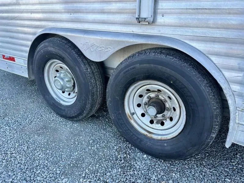 used Horse Trailers Exiss Trailers  for sale, in Galt, CA Thumbnail 27