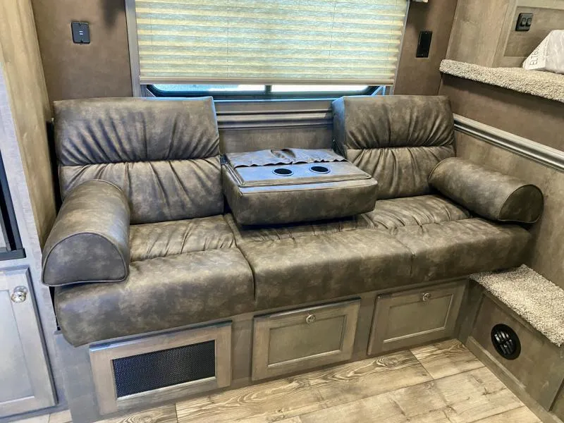 new Horse Trailers Merhow Trailers  for sale, in Galt, CA Thumbnail 9