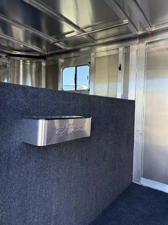 used Horse Trailers Exiss Trailers  for sale, in Galt, CA Thumbnail 5