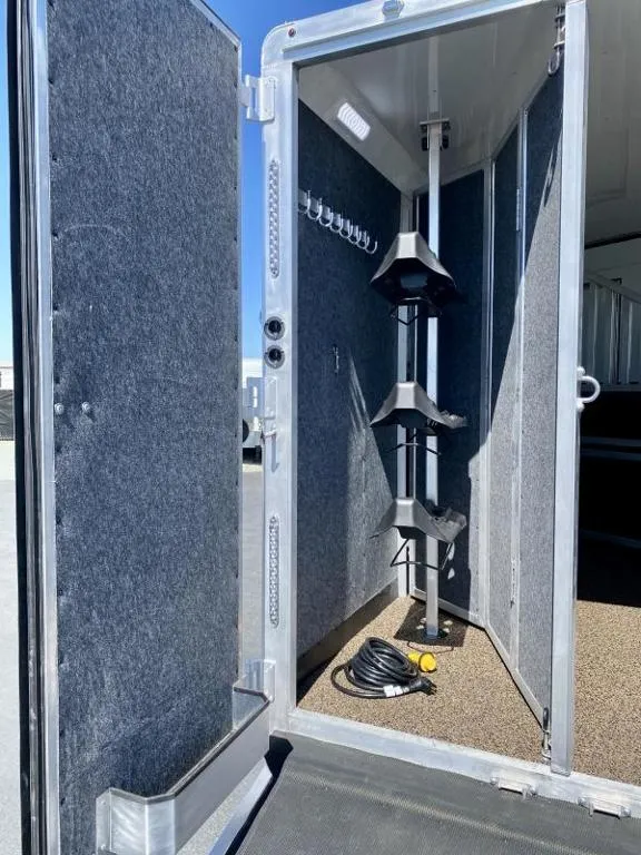 new Horse Trailers Merhow Trailers  for sale, in Galt, CA Thumbnail 17