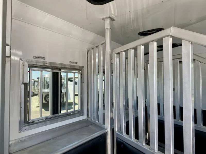 new Horse Trailers Merhow Trailers  for sale, in Galt, CA Thumbnail 22