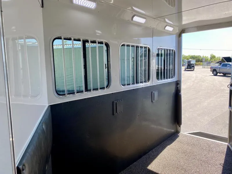 new Horse Trailers Merhow Trailers  for sale, in Galt, CA Thumbnail 23