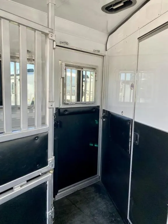 new Horse Trailers Merhow Trailers  for sale, in Galt, CA Thumbnail 23