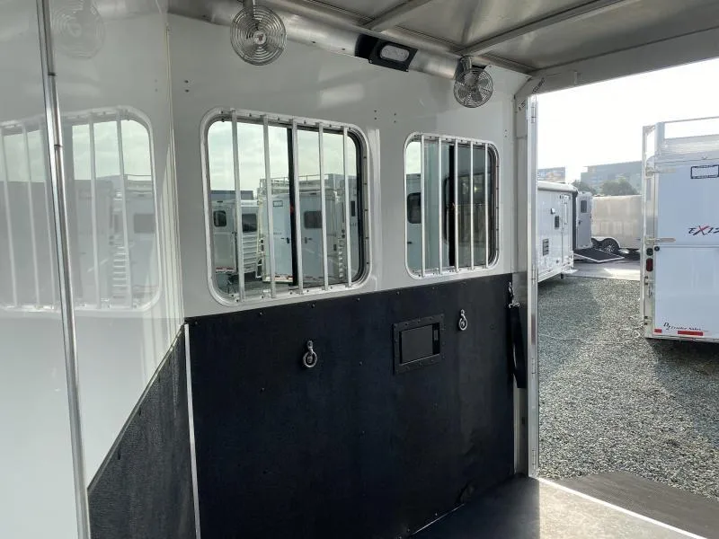 used Horse Trailers Exiss Trailers  for sale, in Galt, CA Thumbnail 19