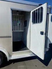 used Horse Trailers Sundowner Trailers  for sale, in Galt, CA Thumbnail 7