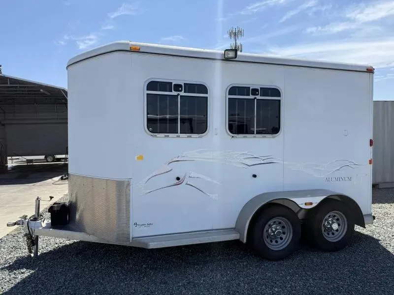 used Horse Trailers Logan Coach  for sale, in Galt, CA Thumbnail 19