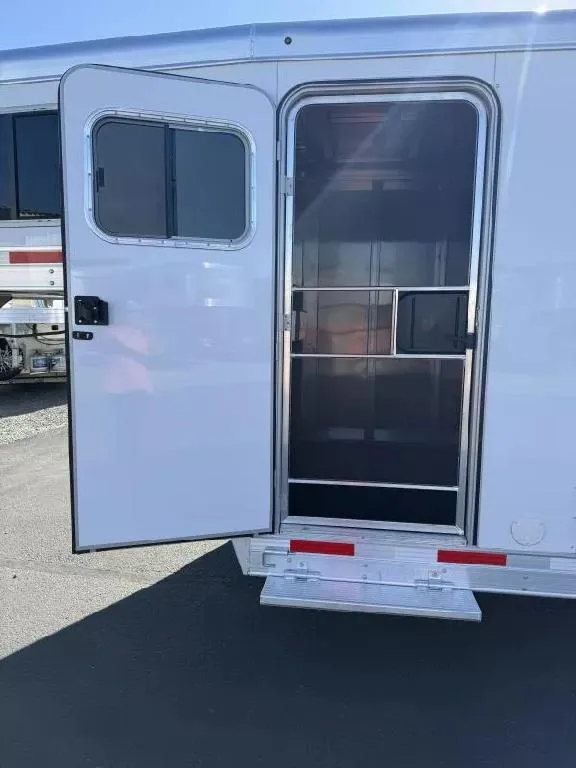 used Horse Trailers Exiss Trailers  for sale, in Galt, CA Thumbnail 3