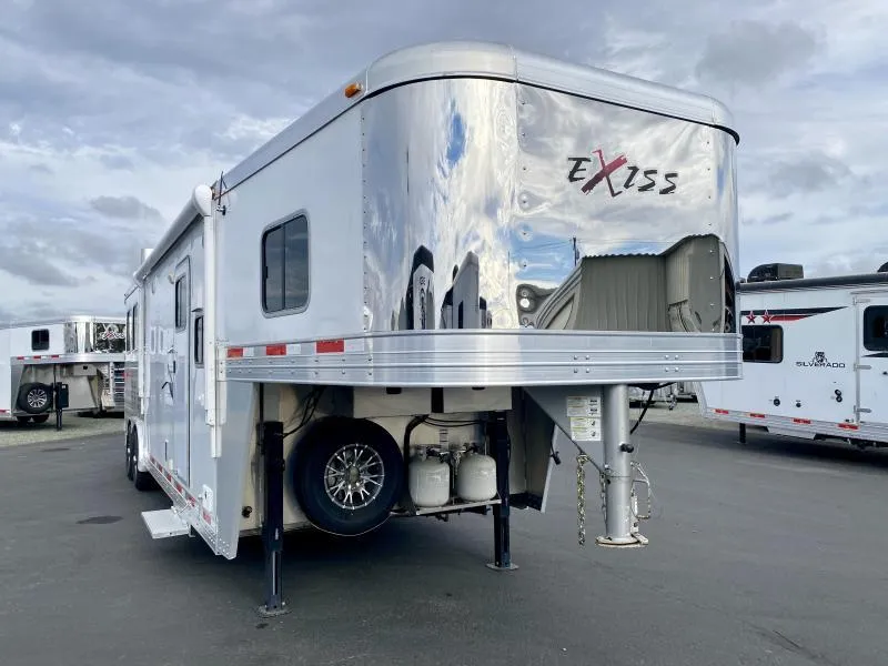 used Horse Trailers Exiss Trailers  for sale, in Galt, CA Thumbnail 3