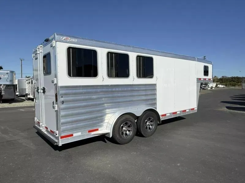 used Horse Trailers Exiss Trailers  for sale, in Galt, CA Thumbnail 18