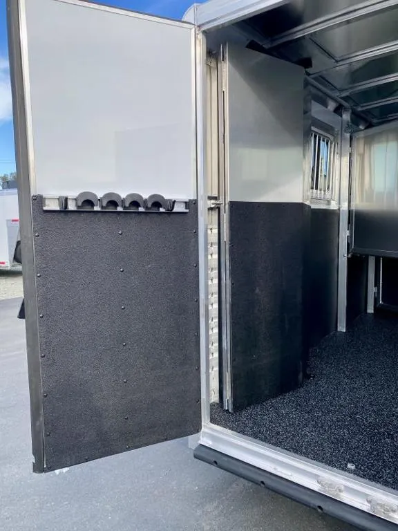 new Horse Trailers Exiss Trailers  for sale, in Galt, CA Thumbnail 9