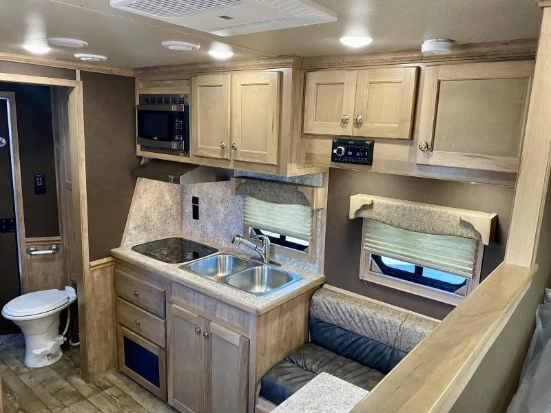 new Horse Trailers Merhow Trailers  for sale, in Galt, CA Thumbnail 6