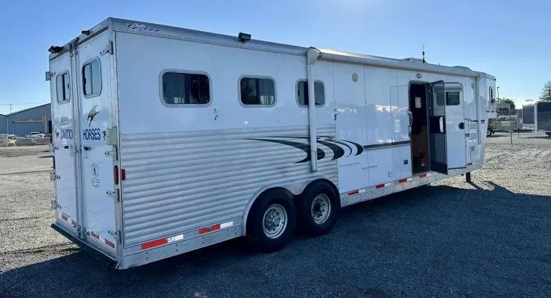 used Horse Trailers Exiss Trailers  for sale, in Galt, CA Thumbnail 28